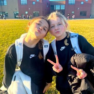 Meet your Posher, Landry